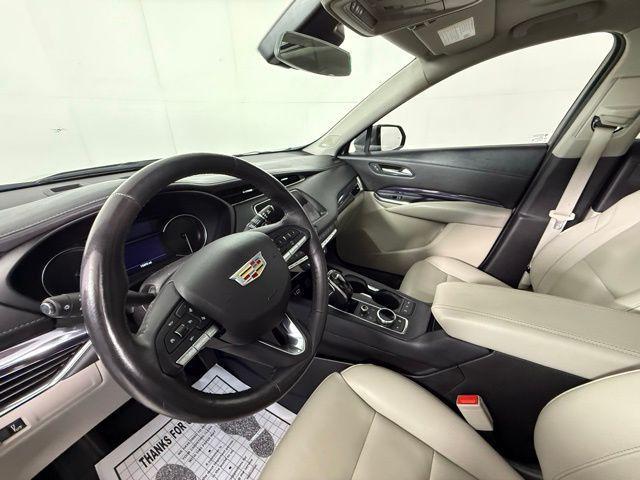 used 2023 Cadillac XT4 car, priced at $30,999