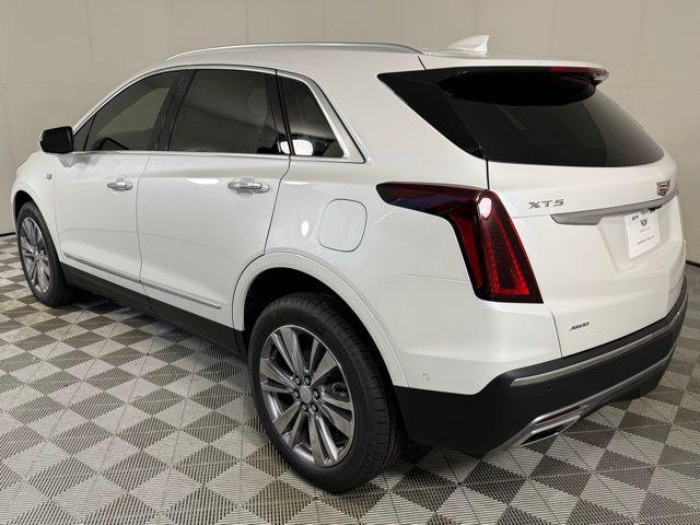 new 2025 Cadillac XT5 car, priced at $57,165