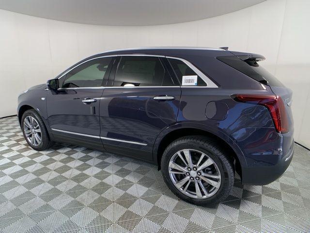 new 2025 Cadillac XT5 car, priced at $56,190