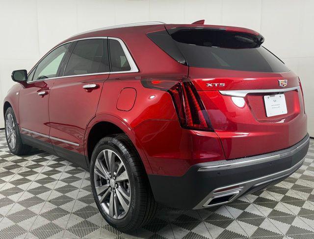 new 2025 Cadillac XT5 car, priced at $58,089