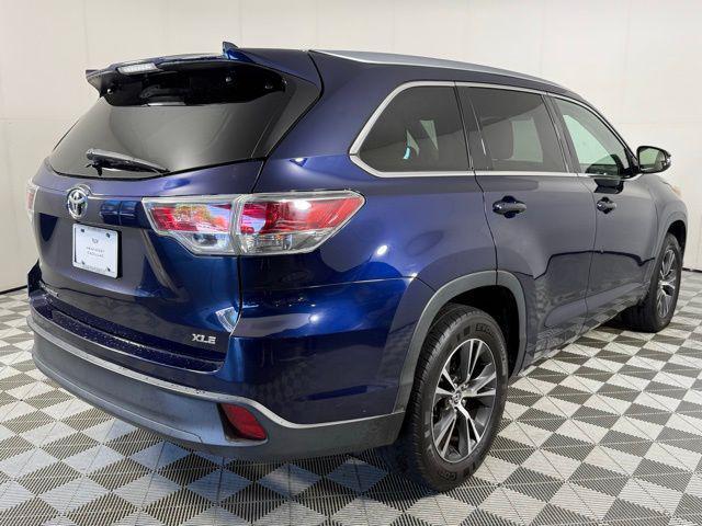 used 2016 Toyota Highlander car, priced at $19,999