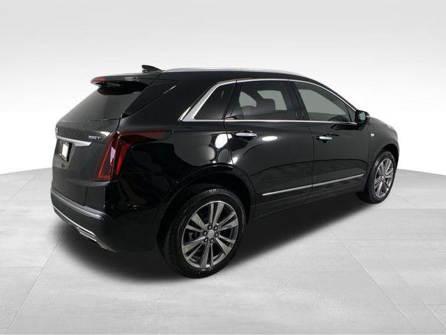 new 2024 Cadillac XT5 car
