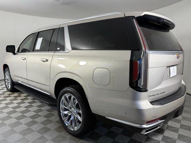 used 2021 Cadillac Escalade ESV car, priced at $64,999