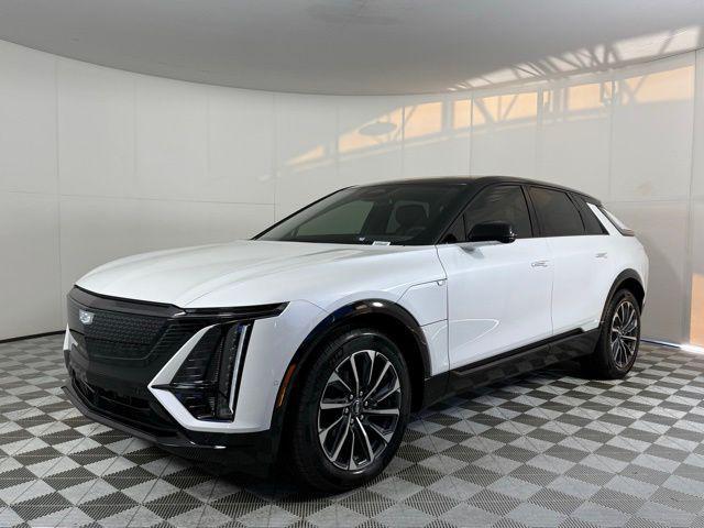 new 2025 Cadillac LYRIQ car, priced at $62,614