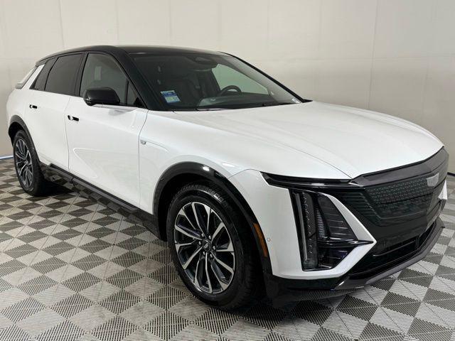 new 2025 Cadillac LYRIQ car, priced at $62,415