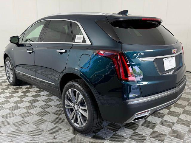 new 2025 Cadillac XT5 car, priced at $56,589