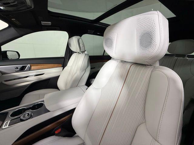 new 2026 Cadillac VISTIQ car, priced at $79,890