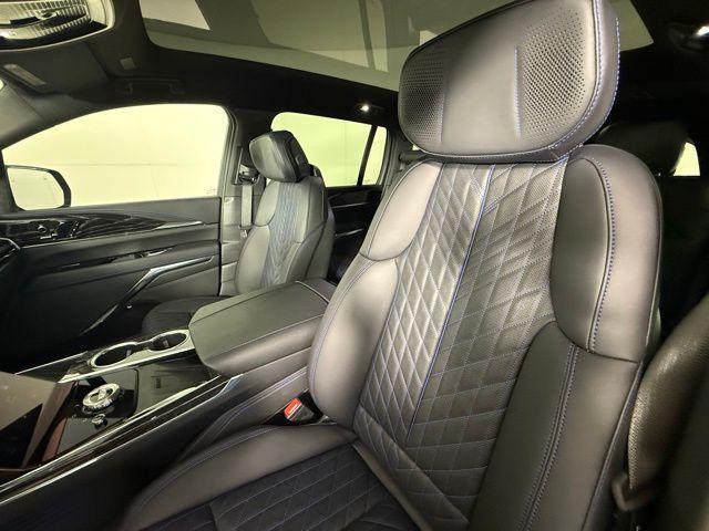 new 2025 Cadillac Escalade car, priced at $133,634