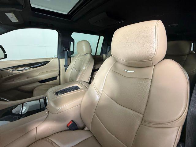 used 2020 Cadillac Escalade ESV car, priced at $38,998