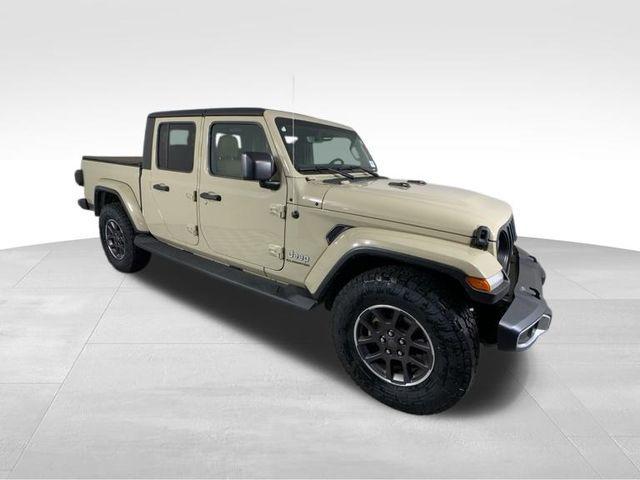 used 2022 Jeep Gladiator car, priced at $31,290