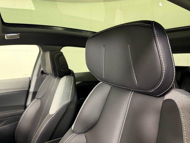 new 2025 Cadillac OPTIQ car, priced at $56,215