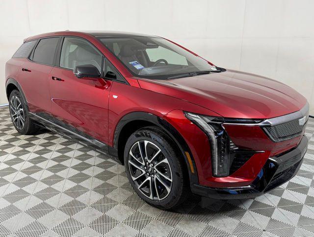 new 2025 Cadillac OPTIQ car, priced at $56,215