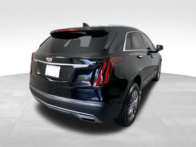 used 2021 Cadillac XT5 car, priced at $29,853