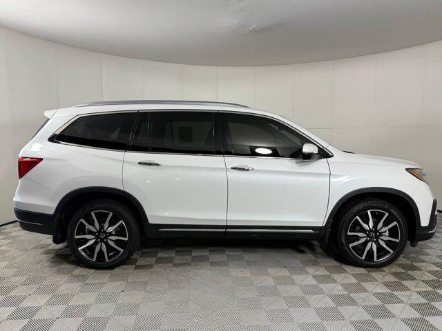 used 2022 Honda Pilot car, priced at $33,999