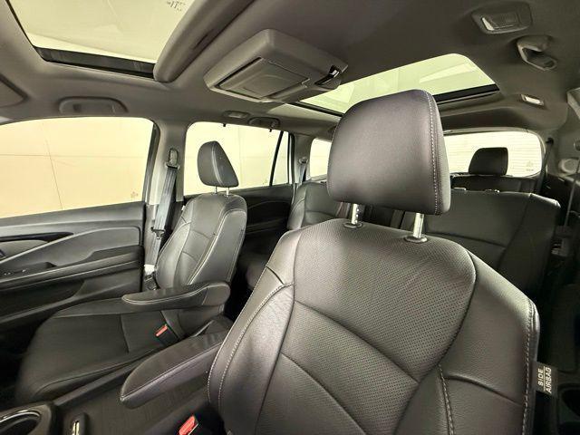 used 2022 Honda Pilot car, priced at $33,999