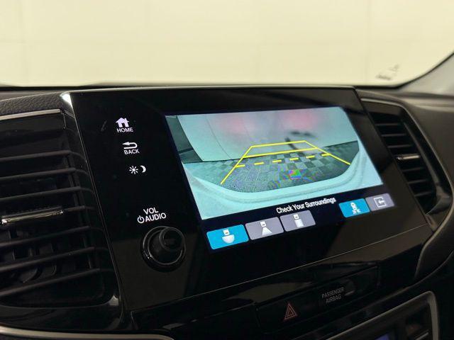 used 2022 Honda Pilot car, priced at $33,999