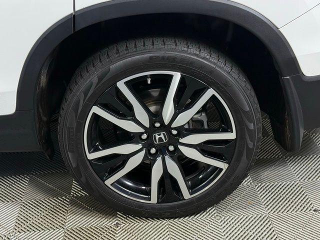 used 2022 Honda Pilot car, priced at $33,999