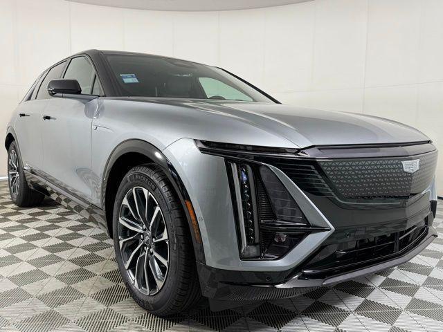 new 2025 Cadillac LYRIQ car, priced at $61,389