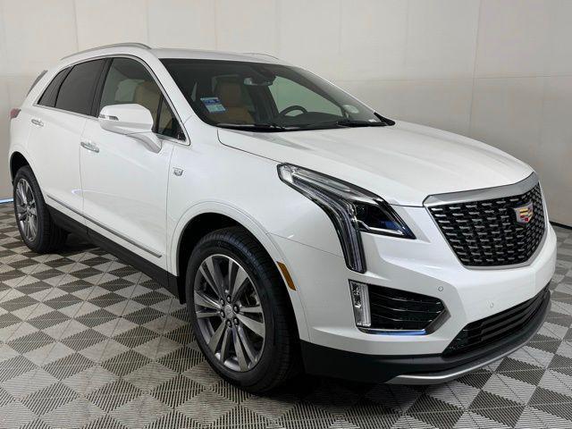 new 2025 Cadillac XT5 car, priced at $54,514