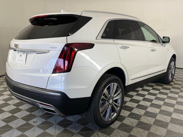new 2025 Cadillac XT5 car, priced at $54,514