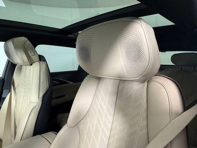 new 2025 Cadillac LYRIQ car, priced at $75,005