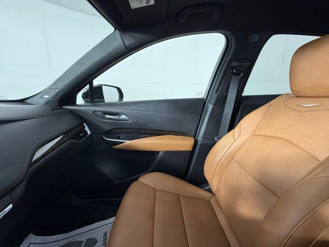 used 2021 Cadillac XT4 car, priced at $26,999