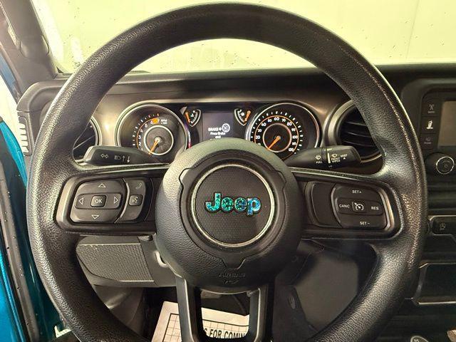 used 2020 Jeep Wrangler Unlimited car, priced at $27,292