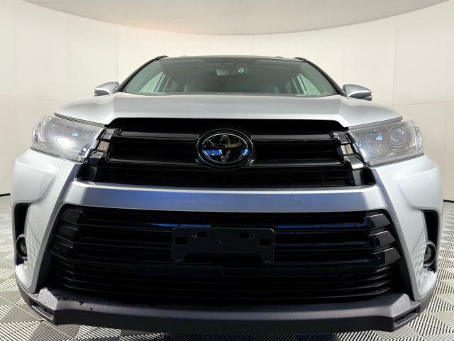 used 2019 Toyota Highlander car, priced at $29,991