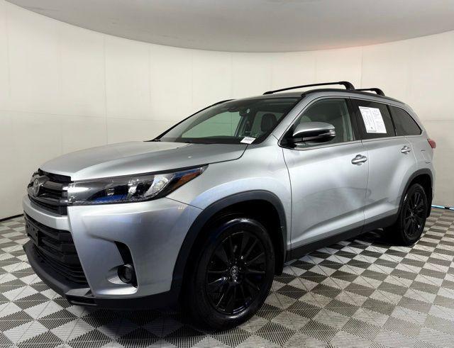 used 2019 Toyota Highlander car, priced at $29,991