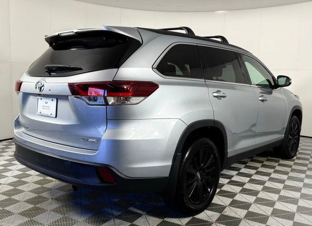 used 2019 Toyota Highlander car, priced at $29,991