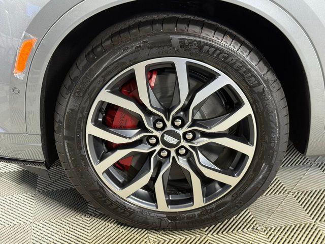 new 2025 Cadillac XT6 car, priced at $75,790