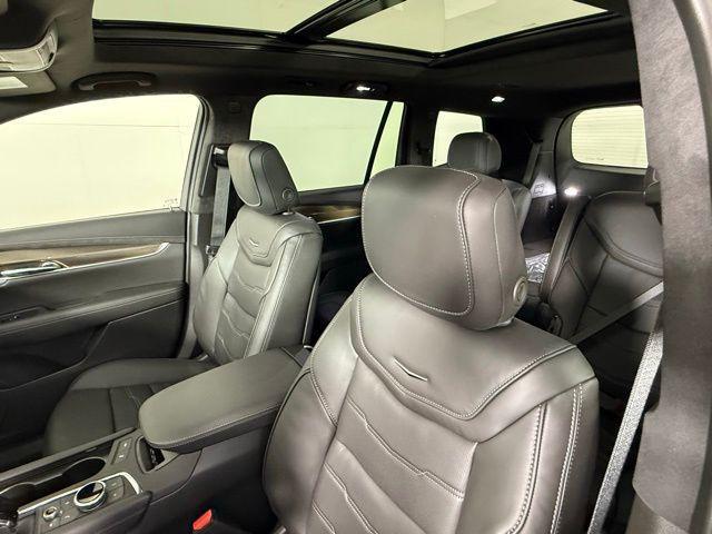 new 2025 Cadillac XT6 car, priced at $75,790