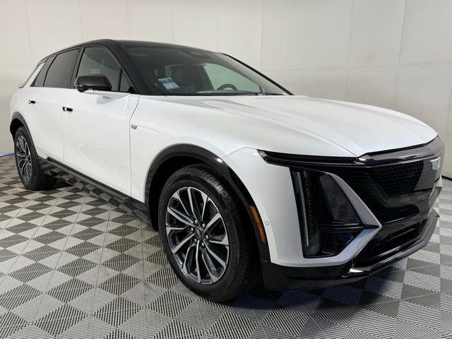 new 2025 Cadillac LYRIQ car, priced at $62,614