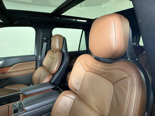 used 2024 Lincoln Navigator car, priced at $78,999