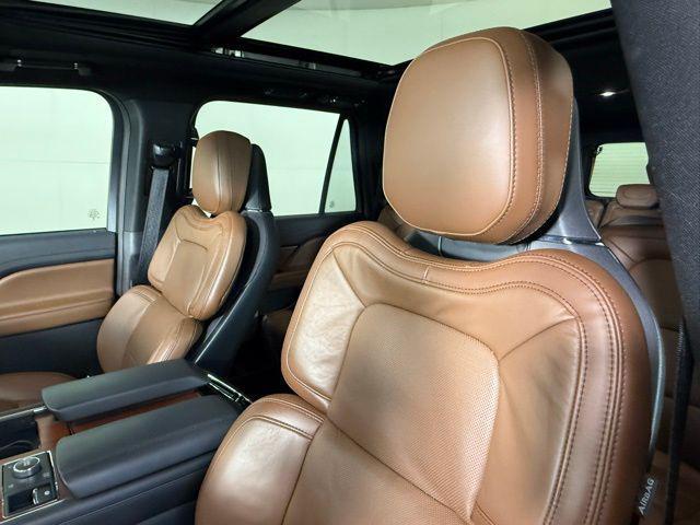 used 2024 Lincoln Navigator car, priced at $78,999