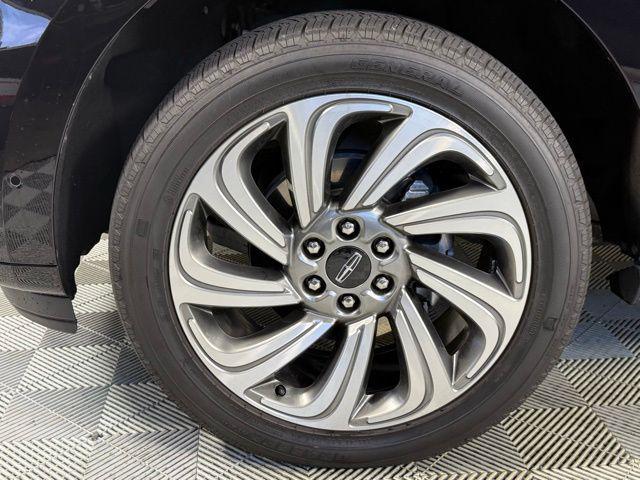 used 2024 Lincoln Navigator car, priced at $78,999