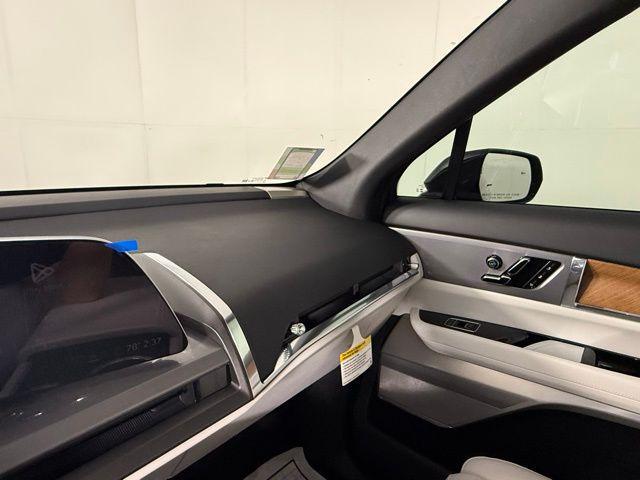 new 2026 Cadillac VISTIQ car, priced at $80,515