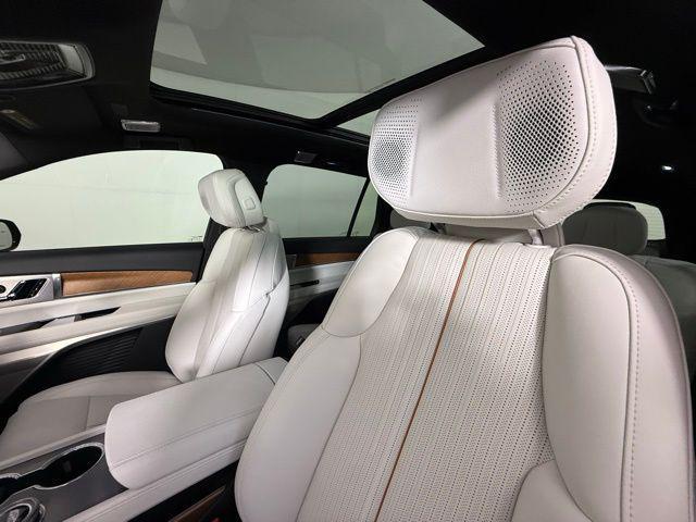 new 2026 Cadillac VISTIQ car, priced at $80,515