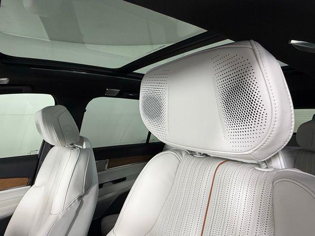 new 2026 Cadillac VISTIQ car, priced at $80,515