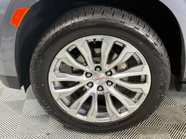 used 2022 GMC Yukon XL car, priced at $51,279