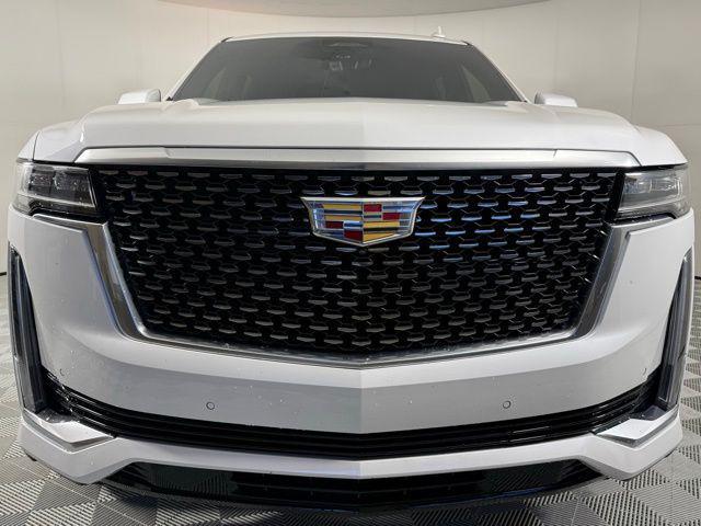 used 2022 Cadillac Escalade ESV car, priced at $70,991