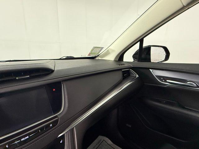 used 2019 Cadillac XT5 car, priced at $24,998