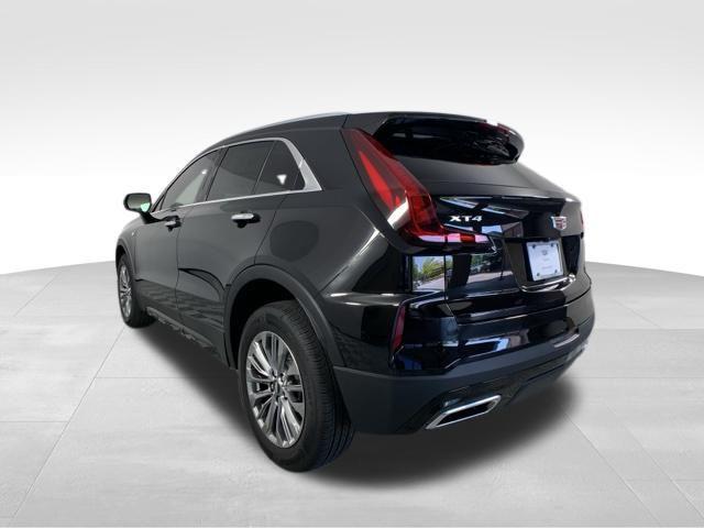 new 2024 Cadillac XT4 car