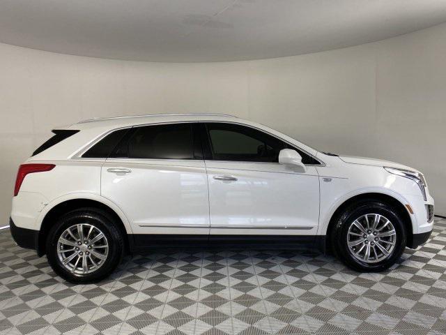 used 2017 Cadillac XT5 car, priced at $17,499