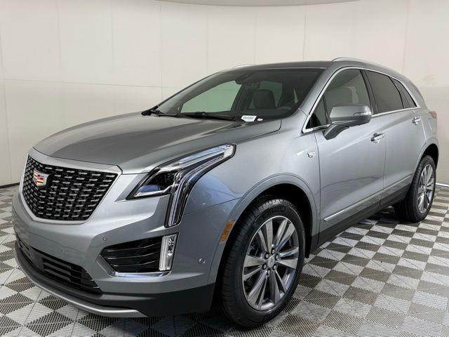 new 2025 Cadillac XT5 car, priced at $58,064