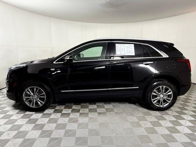 used 2022 Cadillac XT5 car, priced at $30,991