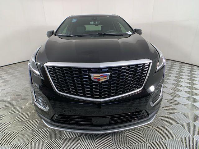 new 2025 Cadillac XT5 car, priced at $56,190