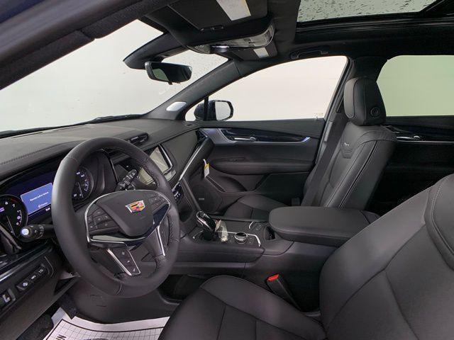 new 2024 Cadillac XT5 car, priced at $54,490