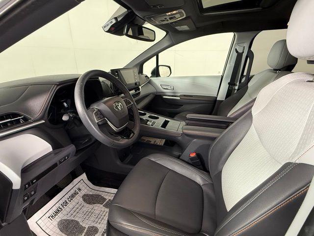 used 2023 Toyota Sienna car, priced at $44,994