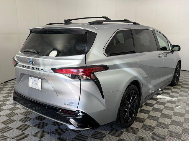used 2023 Toyota Sienna car, priced at $44,994